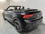 Volkswagen T-Roc Cabrio 1.5 TSI R-Line / AUTOMAAT/ ACC/ PARK.SENSOR.V+A/ CAMERA/ STUUR+STOELVERWARM./ DODEHOEK/ APP-CONNECT/ KEYLESS/ RIJ-MODI/ DIGITAL DASH/ NAVI/ DAB/ CLIMA/ IQ.LIGHT/ 19'' LMV