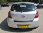 Hyundai i20 1.2i DynamicVersion nieuwe koppeling apk 19-12-2026 met trekhaak