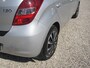 Hyundai i20 1.2i DynamicVersion nieuwe koppeling apk 19-12-2026 met trekhaak