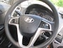 Hyundai i20 1.2i DynamicVersion nieuwe koppeling apk 19-12-2026 met trekhaak