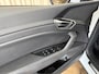 Audi E-tron 55 quattro 95 kWh 94% SOH / Luchtvering / Matrix LED / Leder / 20'' LMV / Camera / Navigatie / Cruise / Org.NL!