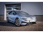 Volkswagen ID.7 Tourer Pro Limited Edition 77 kWh | 360 graden camera | Draadloze telefoonlader | Elektrisch bedienbare achterklep met sensorsturing