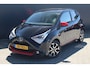 Toyota Aygo 1.0 VVT-i x-first | Incl. 12 maanden garantie | Achteruitrijcamera | Elektrische ramen | Lichtmetalen velgen | Bluetooth | Airco