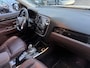 Mitsubishi Outlander 2.0 PHEV Instyle+ ACC LEDER 360 TREKHAAK SCHUIFDAK VOL ORIG NL NAP