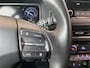 Hyundai Kona 1.6 GDI HEV Premium,Automaat,Digitaaldasbord,Head-Up Display,Keyless,Climate&Cruiscontrol Adaptief,Spraakbediening,Trekhaak,Navigatie,Achteruitrijcamera,Stoelen Elektrischbedienbaar,Stoel &Stuurverwarming,Krell Premium,Tel Lader,18 Inch Lmv