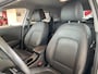 Hyundai Kona 1.6 GDI HEV Premium,Automaat,Digitaaldasbord,Head-Up Display,Keyless,Climate&Cruiscontrol Adaptief,Spraakbediening,Trekhaak,Navigatie,Achteruitrijcamera,Stoelen Elektrischbedienbaar,Stoel &Stuurverwarming,Krell Premium,Tel Lader,18 Inch Lmv