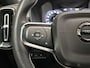 Volvo XC40 1.5 T4 Recharge R-Design 211Pk Automaat (APPLE CARPLAY, GROOT NAVI, LEDER/ALCANTARA, STUUR/STOELVERWARMING, CAMERA, TREKHAAK, SPORTSTOELEN, GETINT GLAS, LANE ASSIST, NIEUWSTAAT)