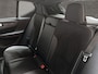 Volvo XC40 1.5 T4 Recharge R-Design 211Pk Automaat (APPLE CARPLAY, GROOT NAVI, LEDER/ALCANTARA, STUUR/STOELVERWARMING, CAMERA, TREKHAAK, SPORTSTOELEN, GETINT GLAS, LANE ASSIST, NIEUWSTAAT)