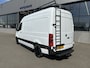 Mercedes-Benz Sprinter 317 CDI L2 H2 MBUX / Imperiaal / Trekhaak / Camera / Parkeersensoren / Navigatie / Cruise control / Airco / 270 Graden achterdeuren