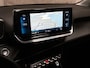 Peugeot 208 1.2 PureTech Allure Sport Automaat (VIRTUAL COCKPIT, APPLE CARPLAY, GROOT NAVI, 360 CAMERA, SPORTSTOELEN, LEDER, ADAPTIVE CRUISE, KEYLESS, NIEUWSTAAT)
