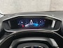 Peugeot 208 1.2 PureTech Allure Sport Automaat (VIRTUAL COCKPIT, APPLE CARPLAY, GROOT NAVI, 360 CAMERA, SPORTSTOELEN, LEDER, ADAPTIVE CRUISE, KEYLESS, NIEUWSTAAT)