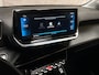 Peugeot 208 1.2 PureTech Allure Sport Automaat (VIRTUAL COCKPIT, APPLE CARPLAY, GROOT NAVI, 360 CAMERA, SPORTSTOELEN, LEDER, ADAPTIVE CRUISE, KEYLESS, NIEUWSTAAT)