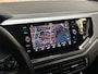 Volkswagen Polo 1.0 TSI Sportline (VIRTUAL COCKPIT, ZWART HEMEL, LEDER, APPLE CARPLAY, GROOT NAVI, SPORTSTOELEN, ADAPTIVE CRUISE, NIEUWE APK, NIEUWSTAAT)