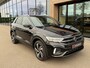 Volkswagen T-Roc 1.5 TSI 150pk DSG R-Line | Camera | Keyless | Elek. Achterklep | Dode hoek | Rijklaar incl. 1 jaar Bovag garantie