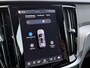 Volvo V60 T6 Plug-in hybrid AWD Plus Dark | Blis | Keyless | Trekhaak | 360 camera | Elektrische stoelen | AppleCarplay | Harman Kardon audio |
