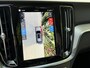 Volvo V60 T6 Plug-in hybrid AWD Plus Dark | Blis | Keyless | Trekhaak | 360 camera | Elektrische stoelen | AppleCarplay | Harman Kardon audio |