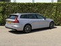 Volvo V60 T6 Plug-in hybrid AWD Plus Dark | Blis | Keyless | Trekhaak | 360 camera | Elektrische stoelen | AppleCarplay | Harman Kardon audio |