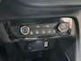 Opel Corsa 1.2 TURBO GS NAVIGATIE VIA APPLE CARPLAY/ANDROID CRUISE CONTROL RIJSTROOKSENSOREN DODEHOEKSENSOREN ACHTERUITRIJCAMERA 17" LICHTMETALEN VELGEN ZEER MOOI !!