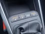 Kia Stonic 1.0 T-GDi MHEV GT-Line | Stoelverwarming | Parkeersensoren | Parkeercamera | Climate control |