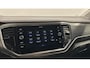 Volkswagen T-Roc 1.0 TSI Style Business TREKHAAK CARPLAY NAVI ADAPTIEF CRUISE.