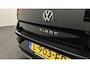 Volkswagen T-Roc 1.0 TSI Style Business TREKHAAK CARPLAY NAVI ADAPTIEF CRUISE.