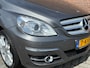 Mercedes-Benz B-klasse B200 Automaat / Panoramadak / Trekhaak