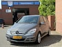 Mercedes-Benz B-klasse B200 Automaat / Panoramadak / Trekhaak