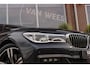 BMW 7-Serie 750i xDrive High Executive M-sport | Driving Assistant Plus | Massage | 360 camera | B&W audio | Gesture control | Panoramadak | Comfortstoelen | Stuurverwarming