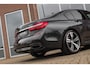 BMW 7-Serie 750i xDrive High Executive M-sport | Driving Assistant Plus | Massage | 360 camera | B&W audio | Gesture control | Panoramadak | Comfortstoelen | Stuurverwarming