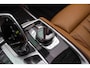 BMW 7-Serie 750i xDrive High Executive M-sport | Driving Assistant Plus | Massage | 360 camera | B&W audio | Gesture control | Panoramadak | Comfortstoelen | Stuurverwarming