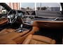 BMW 7-Serie 750i xDrive High Executive M-sport | Driving Assistant Plus | Massage | 360 camera | B&W audio | Gesture control | Panoramadak | Comfortstoelen | Stuurverwarming
