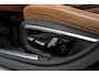 BMW 7-Serie 750i xDrive High Executive M-sport | Driving Assistant Plus | Massage | 360 camera | B&W audio | Gesture control | Panoramadak | Comfortstoelen | Stuurverwarming