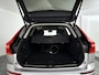 Volvo XC60 T6 Plug-in hybrid AWD Ultra Bright | Panoramadak | 360° camera | Luchtvering | Harman Kardon | Head-up display | Stoel- en Stuurverwarming | Trekhaak