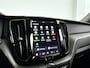 Volvo XC60 T6 Plug-in hybrid AWD Ultra Bright | Panoramadak | 360° camera | Luchtvering | Harman Kardon | Head-up display | Stoel- en Stuurverwarming | Trekhaak