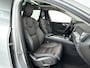 Volvo XC60 T6 Plug-in hybrid AWD Ultra Bright | Panoramadak | 360° camera | Luchtvering | Harman Kardon | Head-up display | Stoel- en Stuurverwarming | Trekhaak