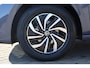 Volkswagen Polo 1.0 TSI Life Edition 95PK / 70kW DSG, Demonstratie voertuig (beschikbaar per 1 september 2026), keyless start & entry, achteruitrijcamera (rear view), parkeersensoren voor en achter (pdc), elektrisch verstel-, verwarm- en inklapbare buitenspiegels, LED-koplampen, Apple Carplay & Android Auto, DAB+, multifunctioneel lederen stuurwiel, adaptieve cruise control (acc), aanhangwagen herkenning etc.