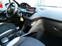 Peugeot 2008 1.2 VTi 1e eigenaar Airco Cruise Trekhaak 1100kg. Historie Hoge instap