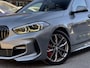 BMW 1-Serie 120i 2.0 AUT7 M-SPORT 179PK PANODAK LEDER NAVI DIGI-DASH APPLLE-CARPLAY LED LMV PDC