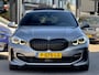 BMW 1-Serie 120i 2.0 AUT7 M-SPORT 179PK PANODAK LEDER NAVI DIGI-DASH APPLLE-CARPLAY LED LMV PDC