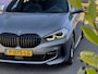 BMW 1-Serie 120i 2.0 AUT7 M-SPORT 179PK PANODAK LEDER NAVI DIGI-DASH APPLLE-CARPLAY LED LMV PDC