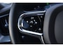 Volvo XC60 2.0 T6 Plug-in hybrid AWD Ultimate Dark | Trekhaak | Pano | Camera |