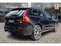 Volvo XC60 2.0 T6 Plug-in hybrid AWD Ultimate Dark | Trekhaak | Pano | Camera |