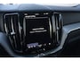 Volvo XC60 2.0 T6 Plug-in hybrid AWD Ultimate Dark | Trekhaak | Pano | Camera |