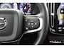 Volvo XC40 T2 Business Pro | Panoramadak | BLIS | Camera | Trekhaak | Adaptieve Cruise | Stoelverwarming / Stuurwielverwarming |