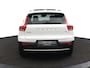 Volvo XC40 T2 Business Pro | Panoramadak | BLIS | Camera | Trekhaak | Adaptieve Cruise | Stoelverwarming / Stuurwielverwarming |