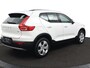 Volvo XC40 T2 Business Pro | Panoramadak | BLIS | Camera | Trekhaak | Adaptieve Cruise | Stoelverwarming / Stuurwielverwarming |