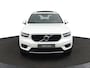 Volvo XC40 T2 Business Pro | Panoramadak | BLIS | Camera | Trekhaak | Adaptieve Cruise | Stoelverwarming / Stuurwielverwarming |