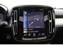 Volvo XC40 T2 Business Pro | Panoramadak | BLIS | Camera | Trekhaak | Adaptieve Cruise | Stoelverwarming / Stuurwielverwarming |