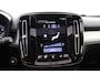 Volvo XC40 T2 Business Pro | Panoramadak | BLIS | Camera | Trekhaak | Adaptieve Cruise | Stoelverwarming / Stuurwielverwarming |