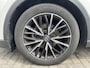Toyota C-HR / C-HR+ 1.8 Hybrid Dynamic 18''/Keyless/Camera/Adaptieve cruise/Dodehoek/Climate/DAB/Stoelverwarming/Navigatie
